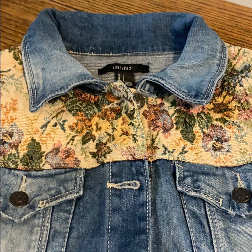 Jean Jacket - Picture 4 of 6